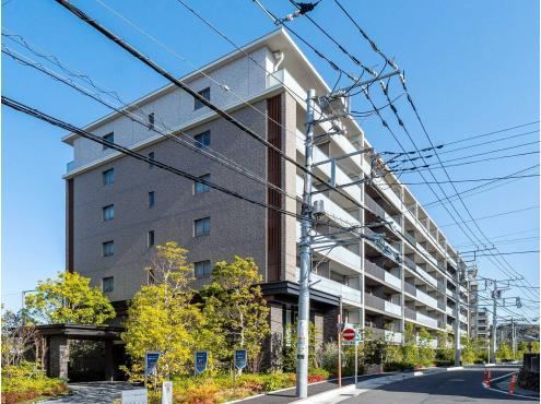 3LDK+S apartment in Kamakura, Kanagawa - Photo 1