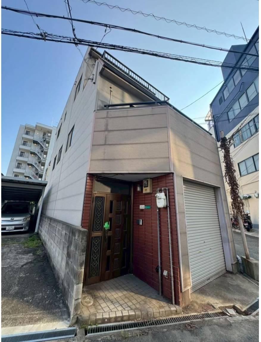 4LDK house in Abeno Ward, Osaka - Photo 1