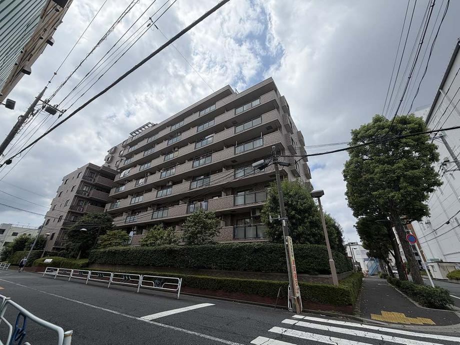 3LDK apartment in Edogawa Ward, Tokyo - Photo 1