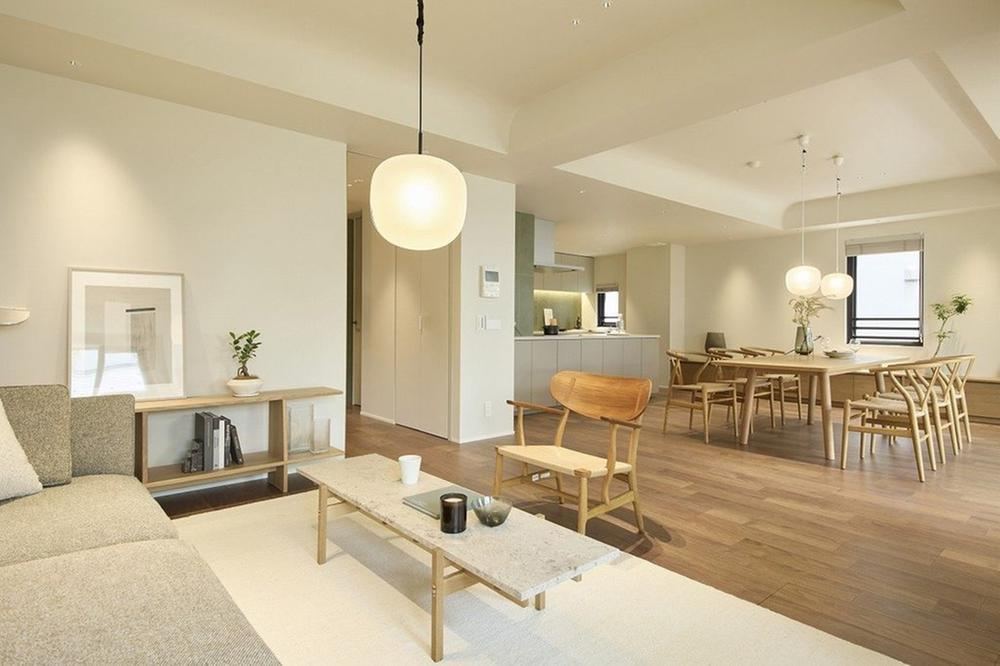 3LDK apartment in Minato Ward, Tokyo - Photo 1