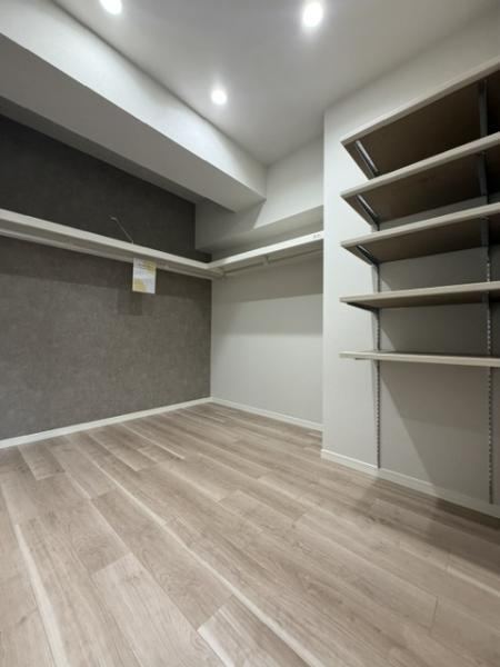 2LDK apartment in Toyoake, Aichi - Photo 1