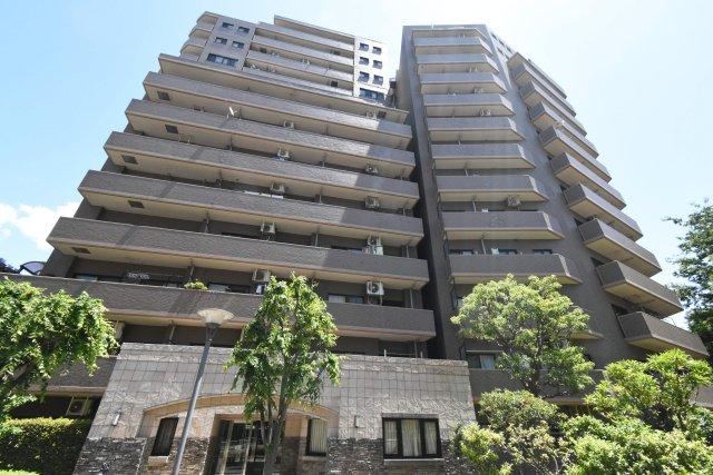 3LDK apartment in Koto Ward, Tokyo - Photo 1