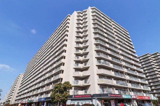 3LDK apartment in Koto Ward, Tokyo - Photo 1
