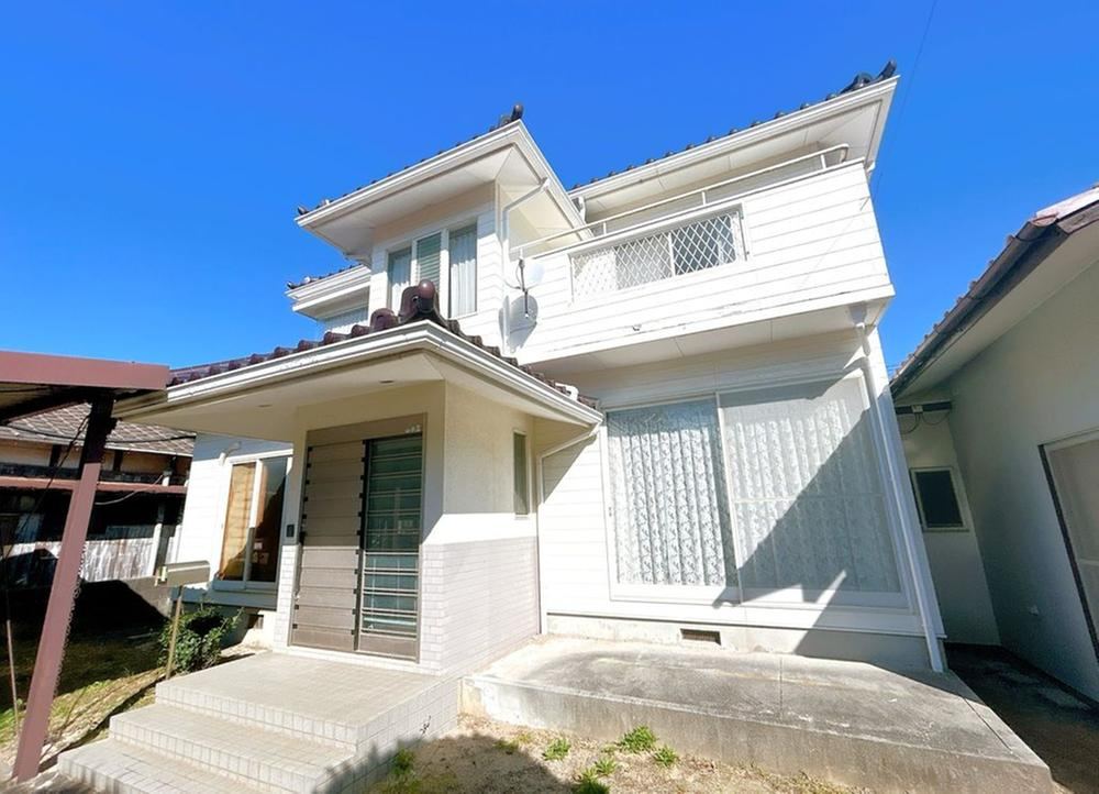 7LDK house in Hikari, Yamaguchi - Photo 1