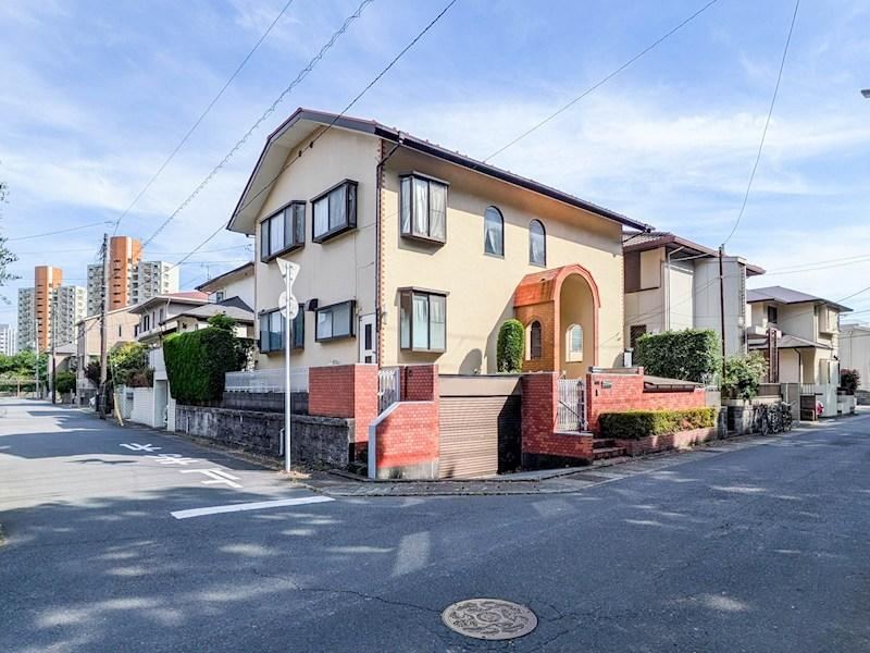 6LDK+2S house in Ichikawa, Chiba - Photo 1