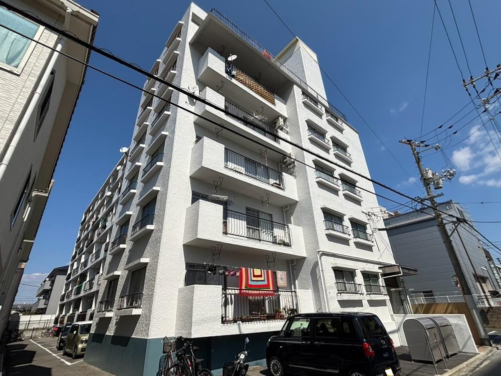 2LDK apartment in Minami Ward, Hiroshima - Photo 1