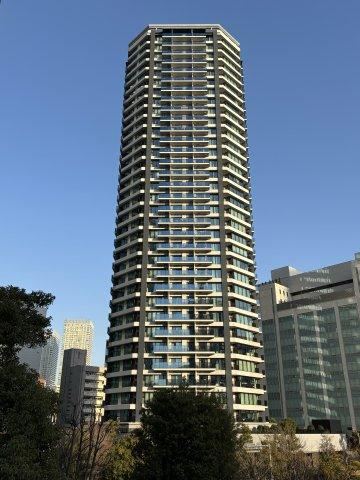 2LDK apartment in Chuo Ward, Tokyo - Photo 1