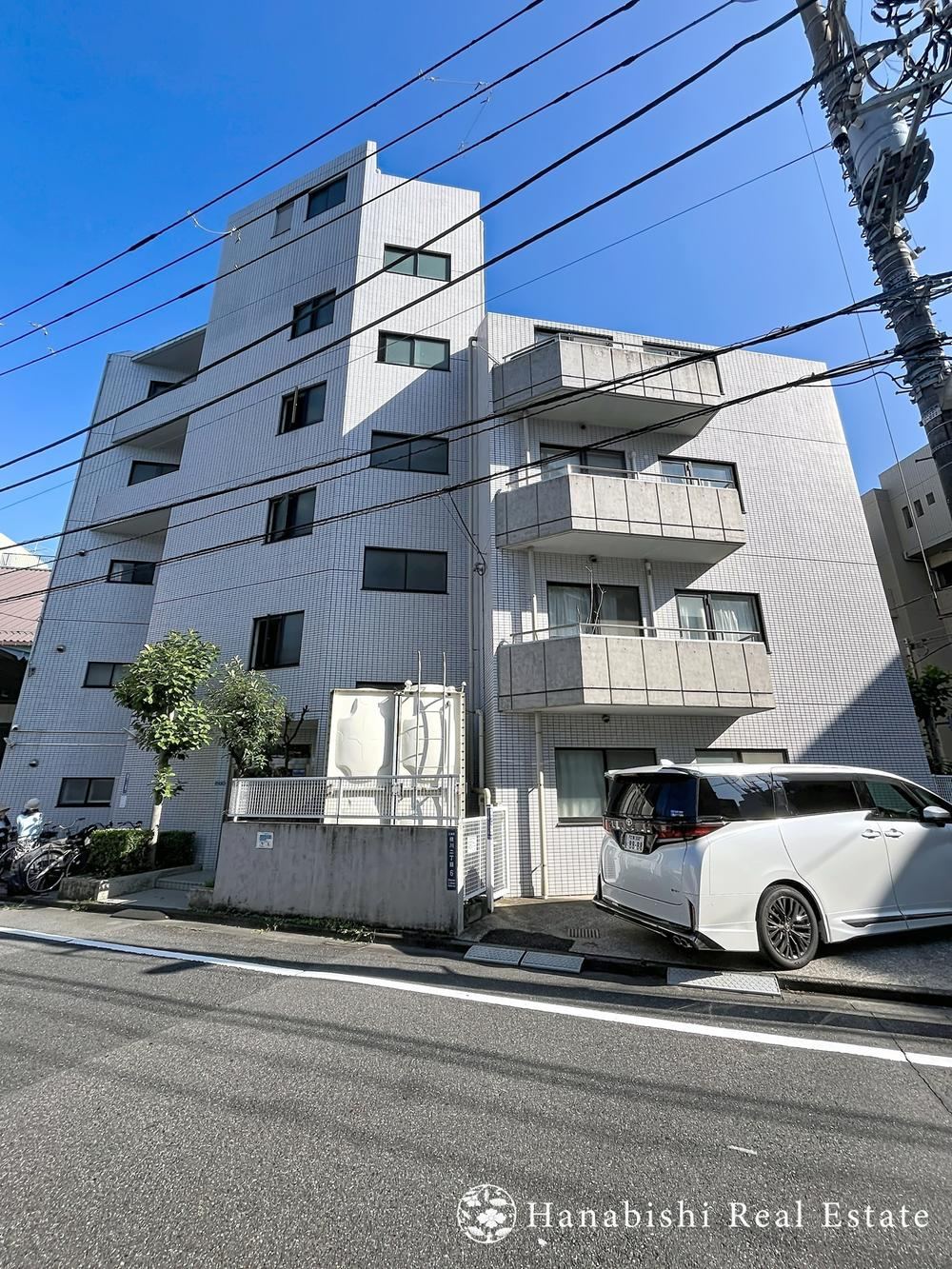 3LDK apartment in Koto Ward, Tokyo - Photo 1