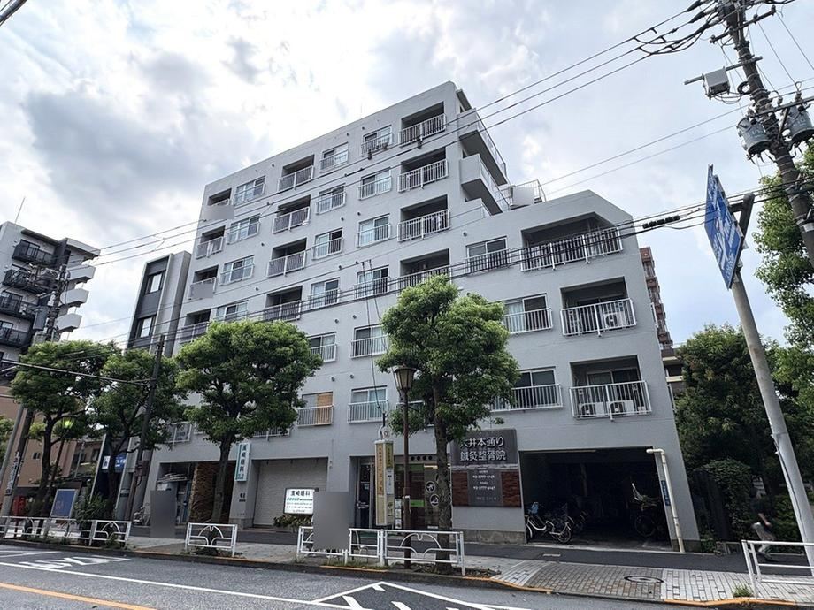 1LDK apartment in Shinagawa Ward, Tokyo - Photo 1