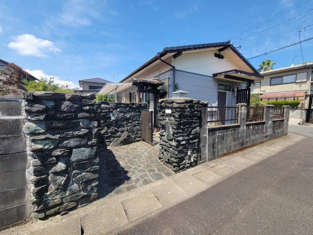 3LDK house in Kurume, Fukuoka - Photo 1