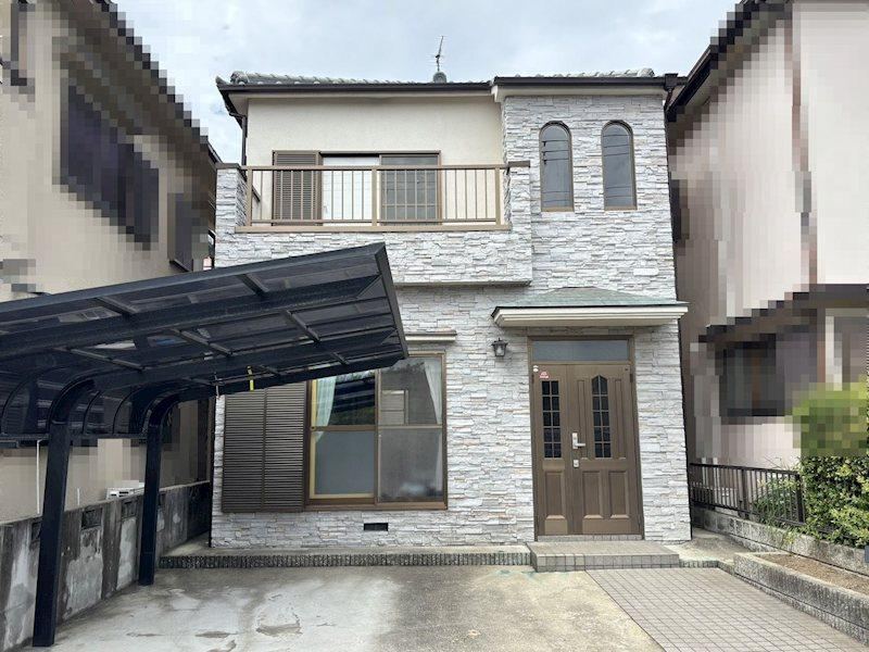 5LDK house in Settsu, Osaka - Photo 1
