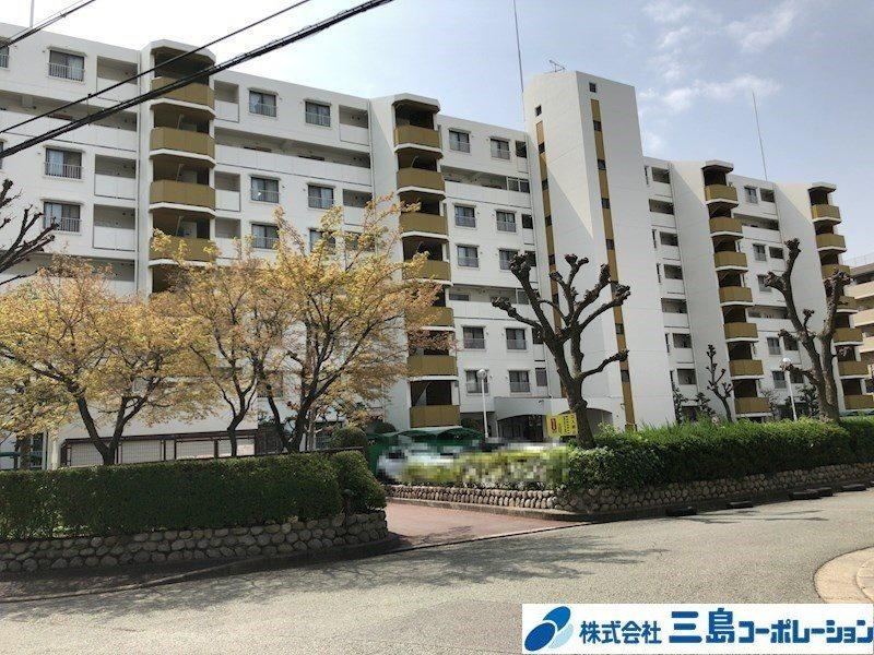3LDK apartment in Ibaraki, Osaka - Photo 1