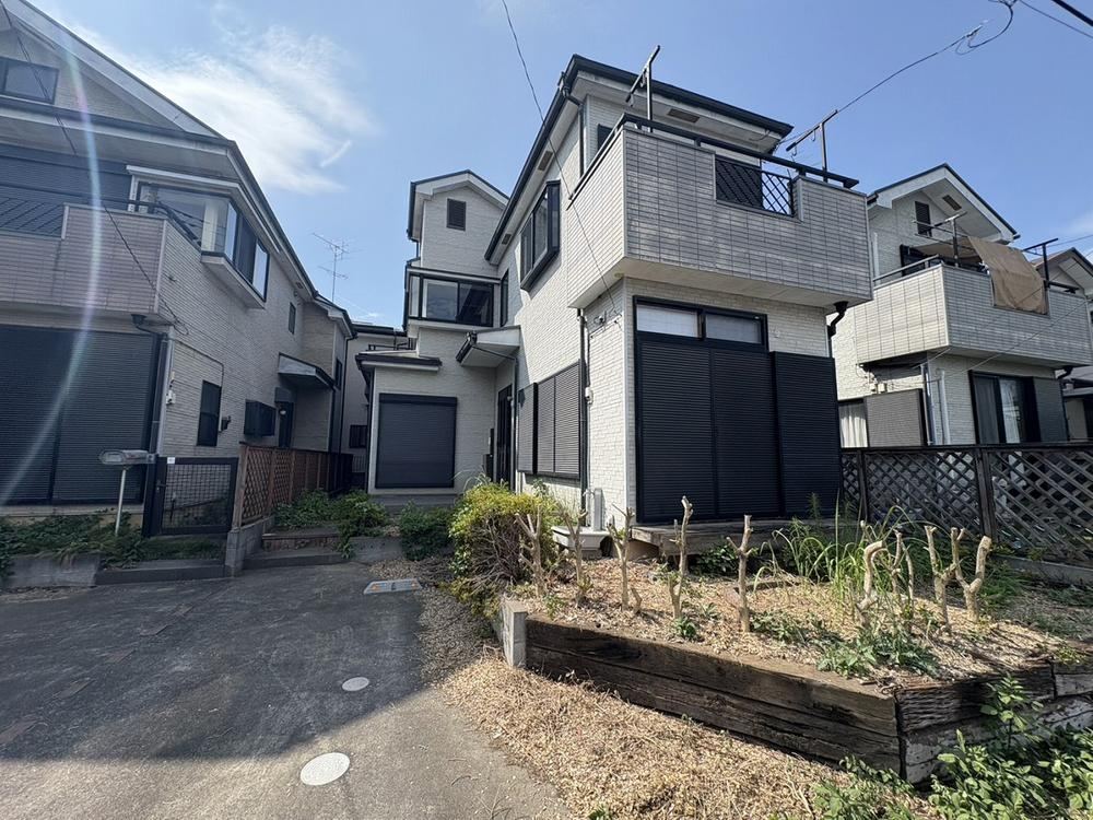 4LDK house in Kuki, Saitama - Photo 1