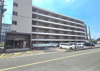 3LDK apartment in Tsushima