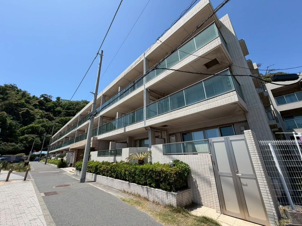 1LDK apartment in Zushi, Kanagawa - Photo 1