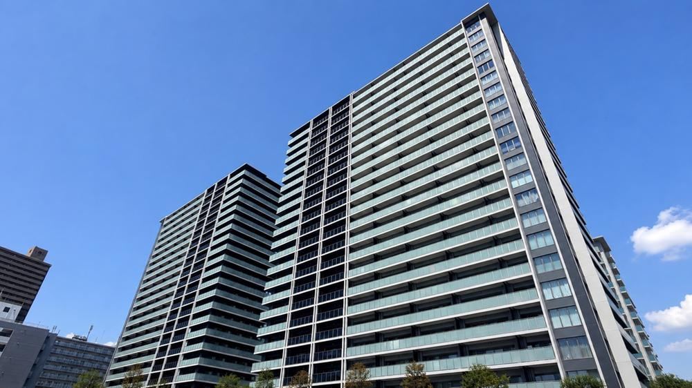 3LDK apartment in Kita Ward, Osaka - Photo 1
