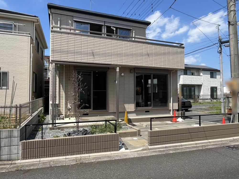 3LDK house in Ageo, Saitama - Photo 1