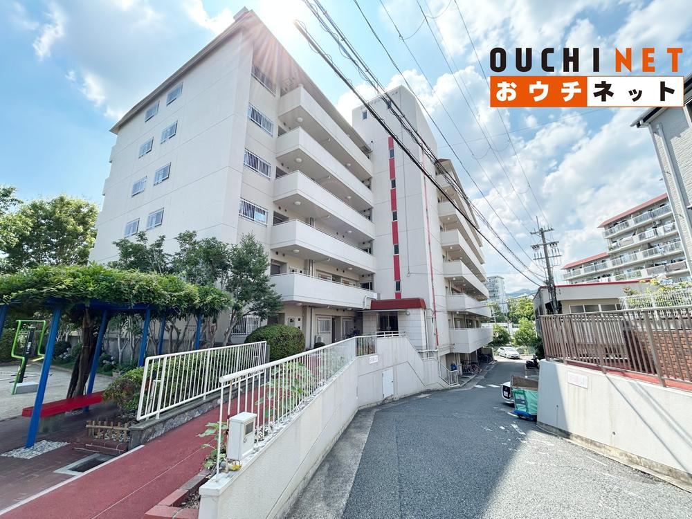 2LDK apartment in Mino, Osaka - Photo 1