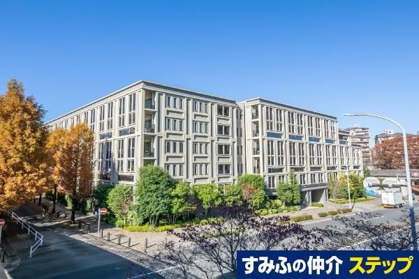 3LDK apartment in Tsuzuki Ward, Yokohama, Kanagawa - Photo 1