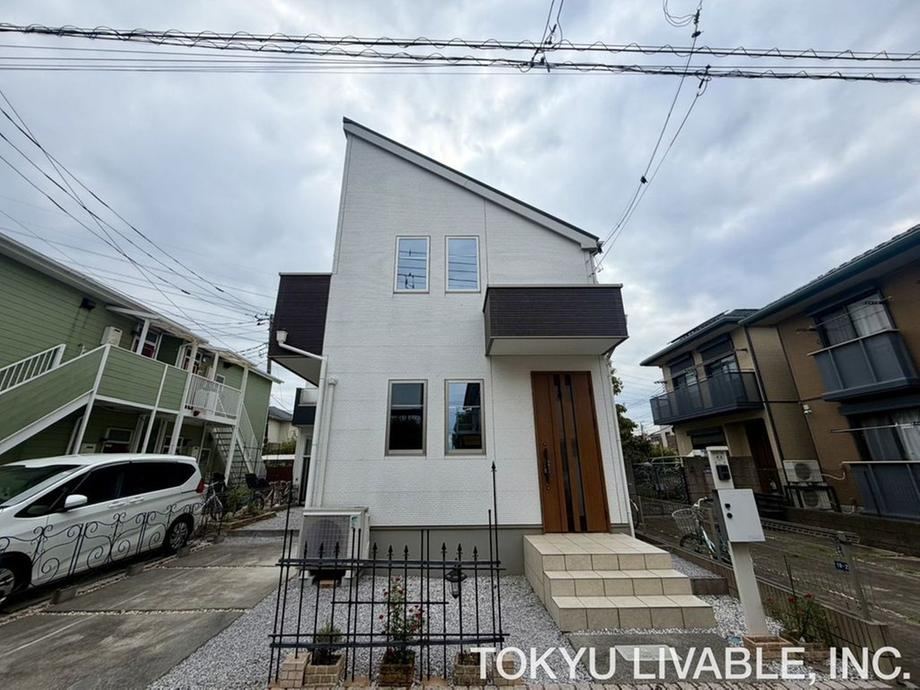 3LDK house in Mitaka, Tokyo - Photo 1