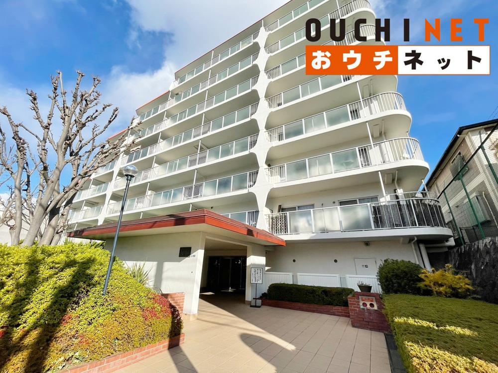 3LDK apartment in Toyonaka, Osaka - Photo 1