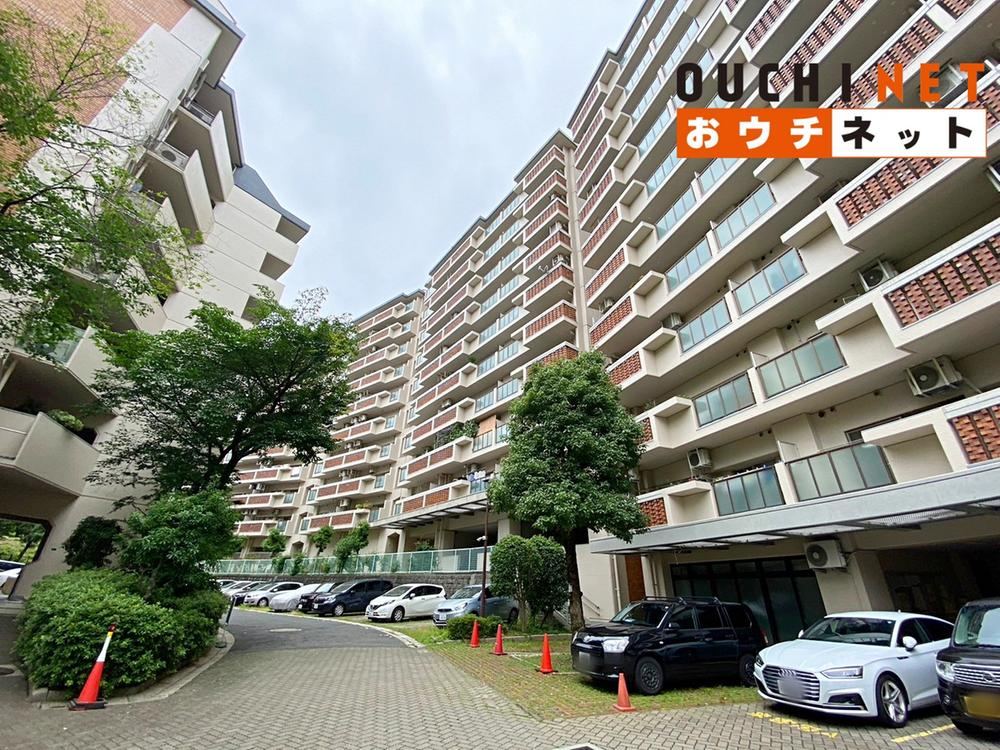 3LDK apartment in Toyonaka, Osaka - Photo 1