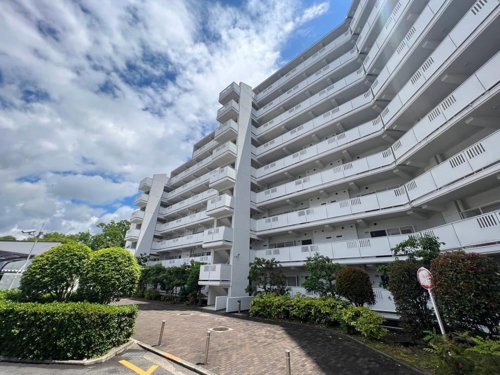 3LDK apartment in Mino, Osaka - Photo 1