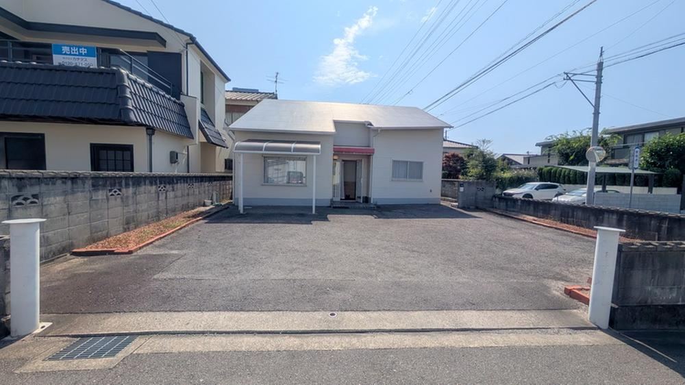 42 m² house in Niihama, Ehime - photo 1