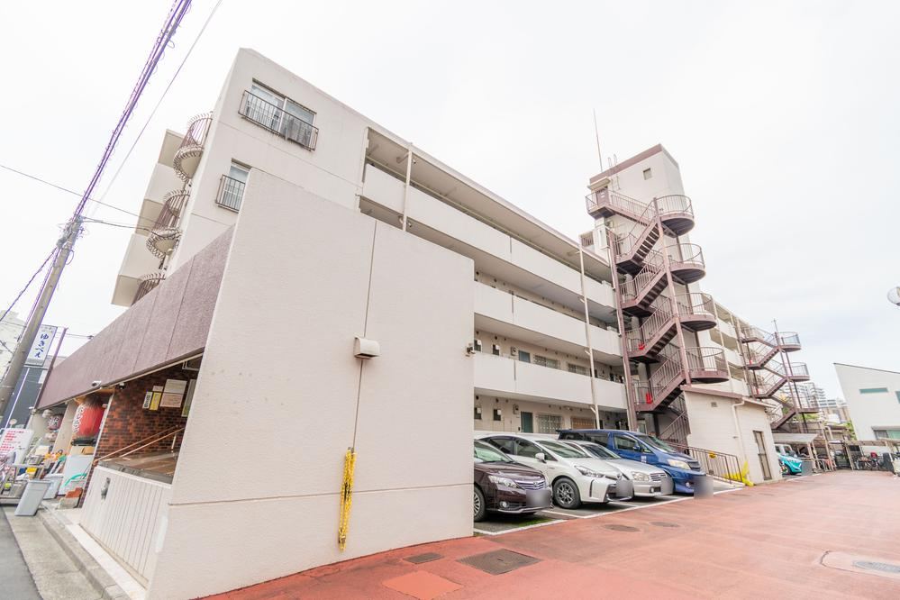 2LDK apartment in Kawaguchi, Saitama - Photo 1