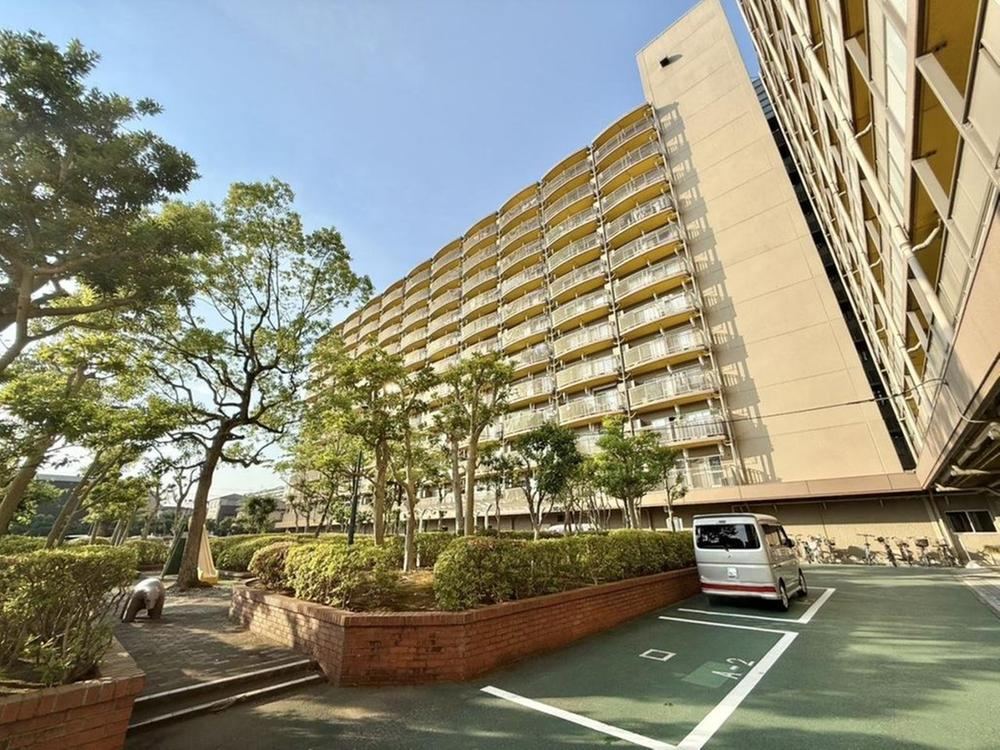 3LDK apartment in Mihama Ward, Chiba - Photo 1