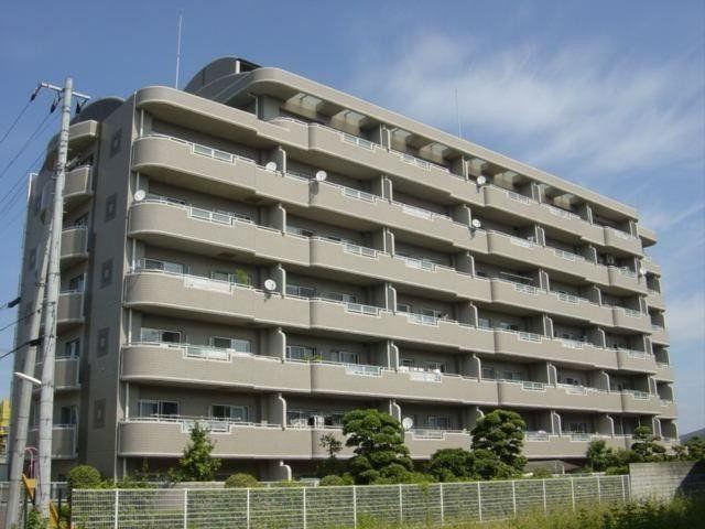 2LDK apartment in Kochi, Kochi - Photo 1