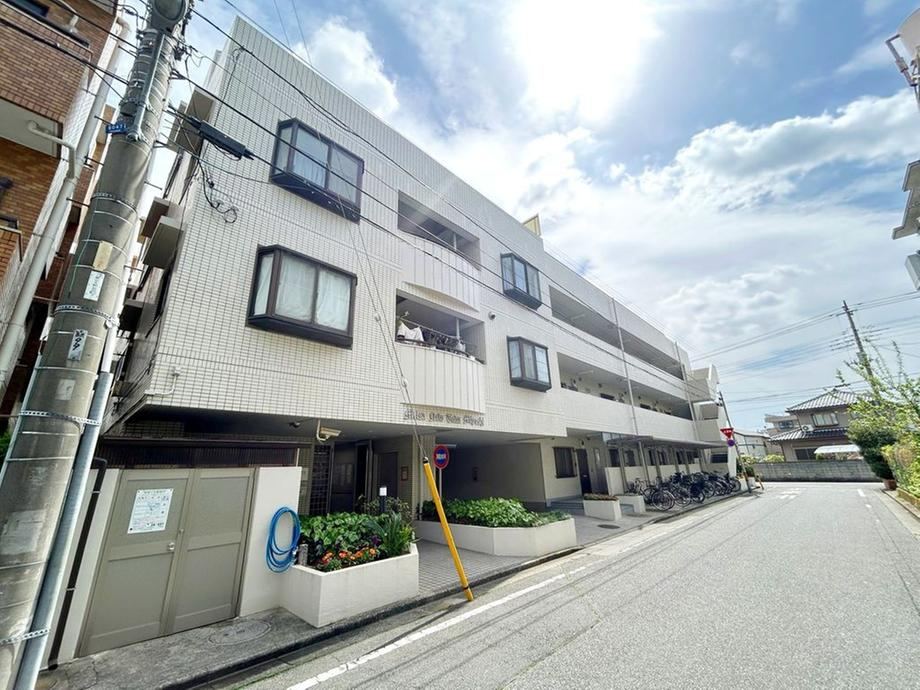 3LDK apartment in Toda, Saitama - Photo 1