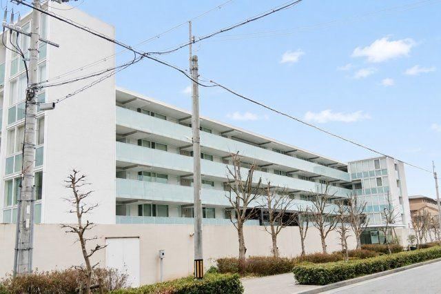 3LDK+S apartment in Ashiya, Hyogo - Photo 1