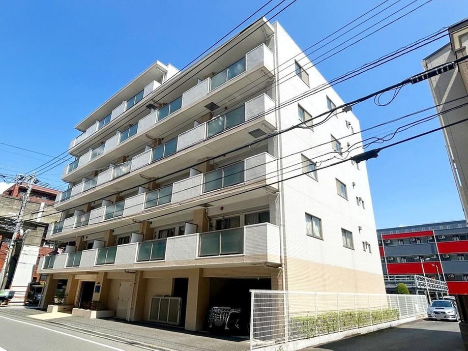 2LDK apartment in Tsurumi Ward, Yokohama, Kanagawa - Photo 1