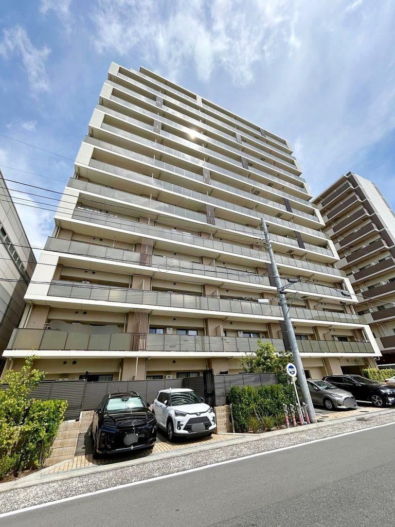 3LDK apartment in Fujisawa, Kanagawa - Photo 1