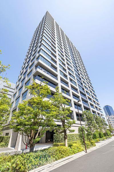 1LDK apartment in Minato Ward, Tokyo - Photo 1