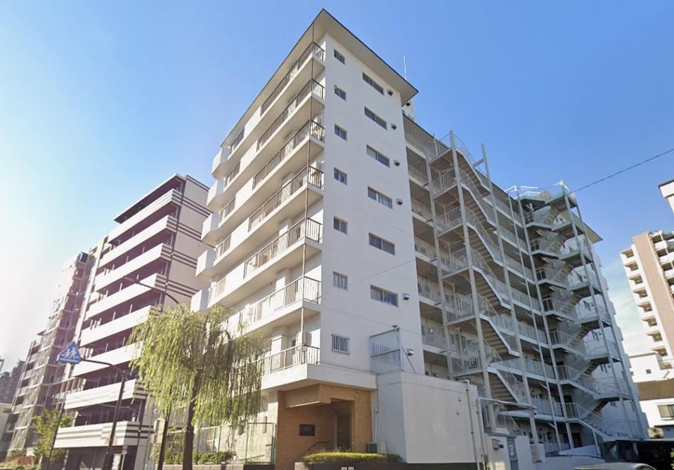 2LDK apartment in Shinagawa Ward, Tokyo - Photo 1
