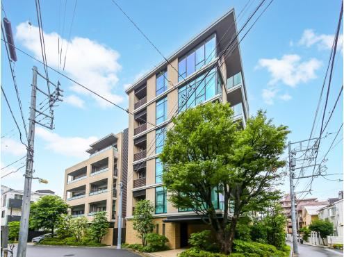3LDK apartment in Nakano Ward, Tokyo - Photo 1