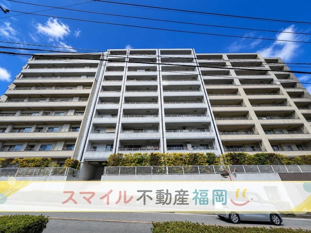 4LDK apartment in Nakagawa, Fukuoka - Photo 1