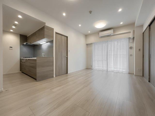 3LDK apartment in Katsushika Ward, Tokyo - Photo 1