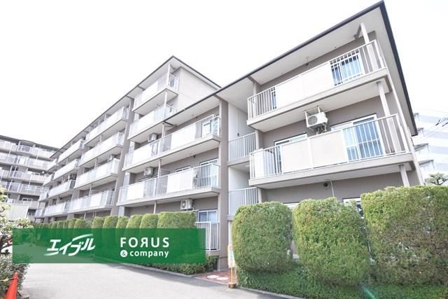 3LDK apartment in Suita, Osaka - Photo 1