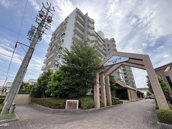 4LDK apartment in Komaki, Aichi - Photo 1