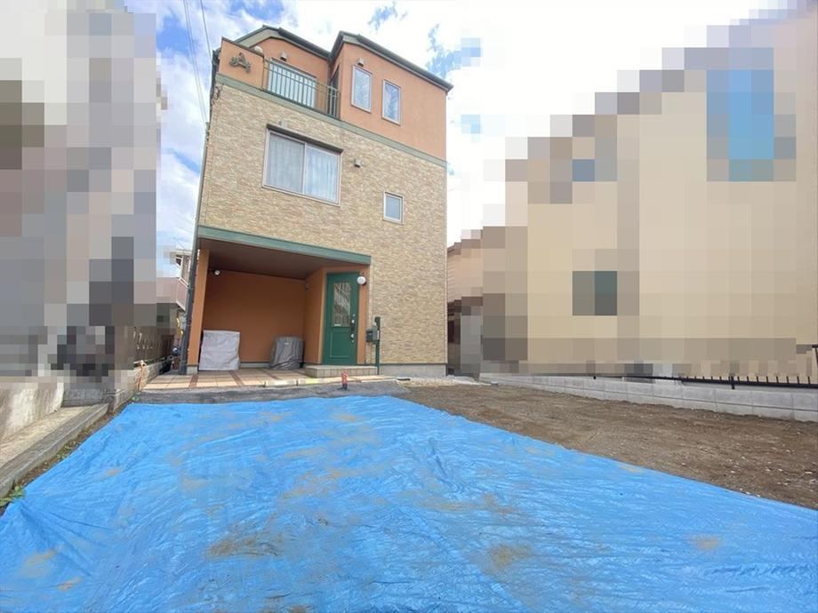 Thumbnail 4