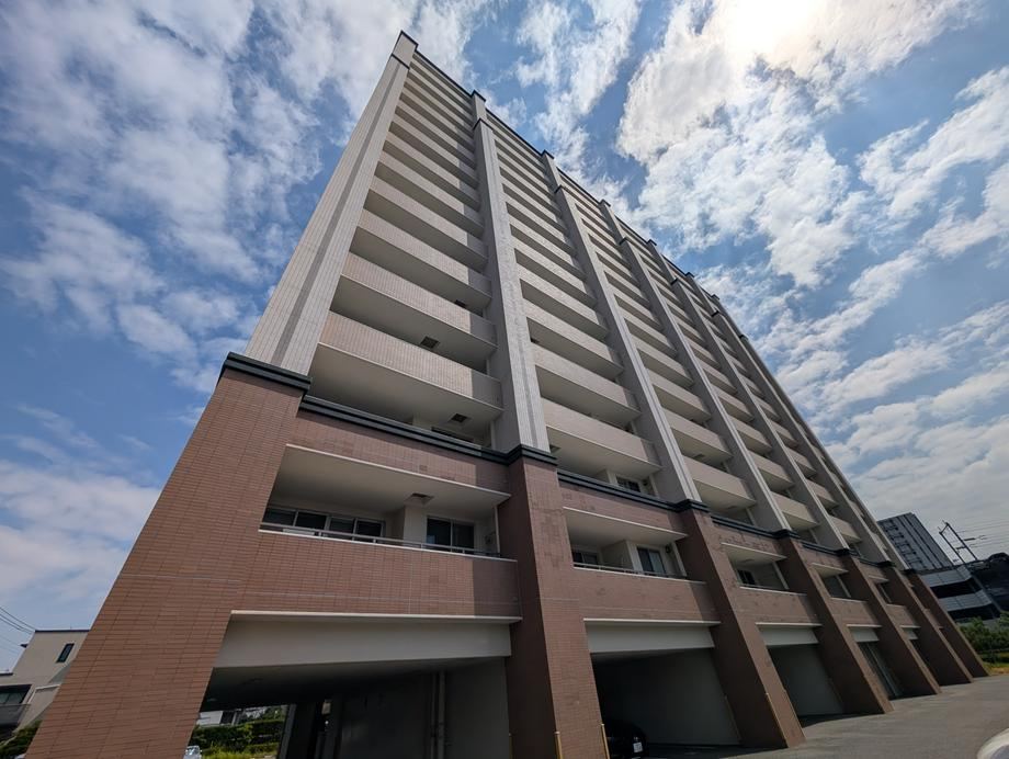 3LDK apartment in Kurume, Fukuoka - Photo 1