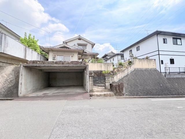 7DK house in Fukuyama, Hiroshima - Photo 1