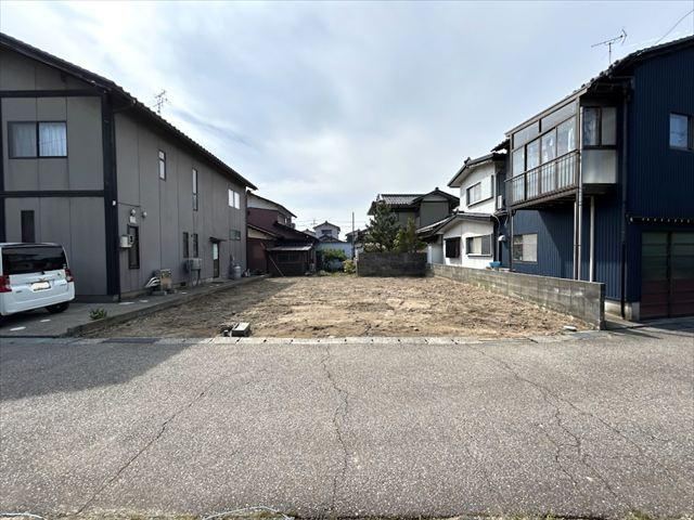 164 m² land in Tsubata, Kahoku District, Ishikawa - Photo 1