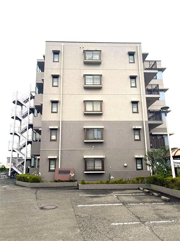 3LDK apartment in Taihaku Ward, Sendai, Miyagi - Photo 1