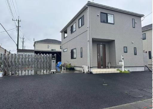 4LDK house in Satte, Saitama - Photo 1