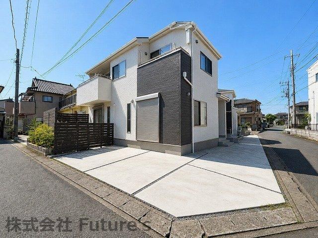 4LDK house in Misato, Saitama - Photo 1
