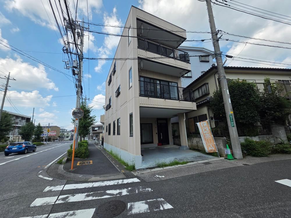 5LDK house in Kawaguchi, Saitama - Photo 1